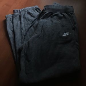 Nike Relaxed Fleece Pants